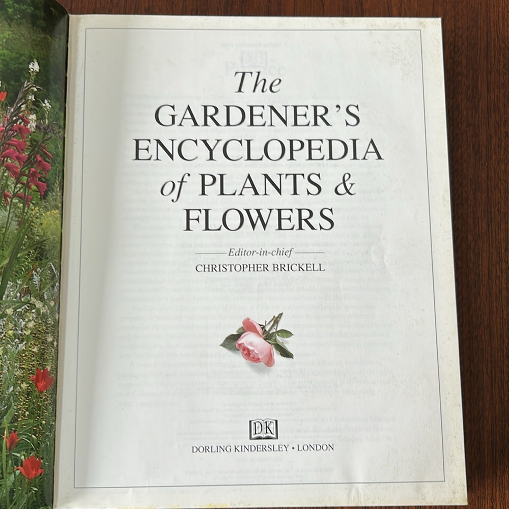 The Gardeners Encyclopedia of Plants and Flowers 1989 - Picture 3 of 10